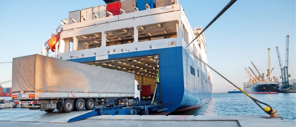 Грузоперевозки паромом из Петербурга Грузоперевозки паромом из Петербурга